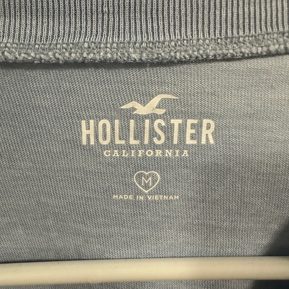 Hollister Blue Long Sleeve T-shirt With Lace Detail Size Medium Women's - Picture 7 of 8